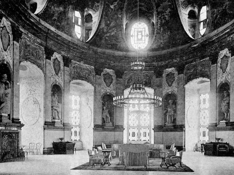 Sál předků okolo roku 1890.